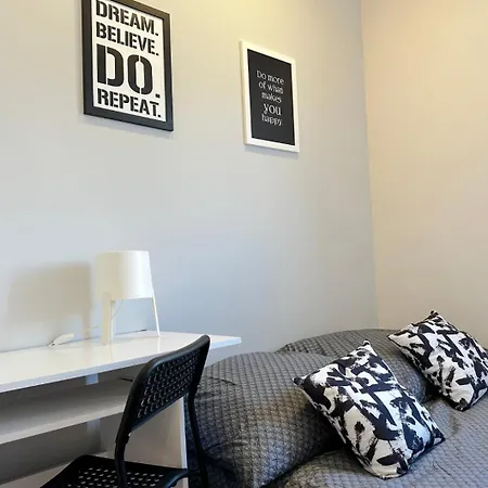 Motlava - Peaceful Retreat, 10 Minutes To Old Town & Seaside Gdańsk